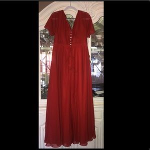 Formal dress (NWT)